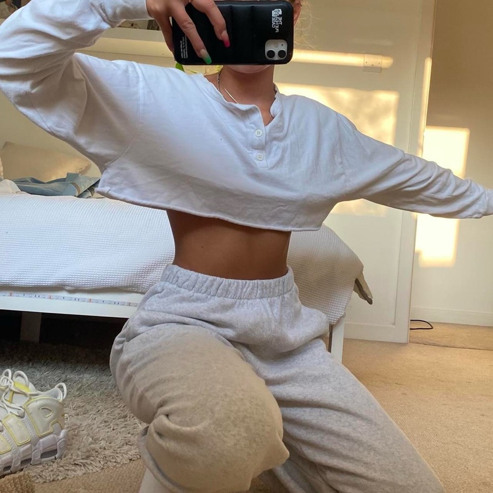 Brandy Melville cropped polo sweatshirt